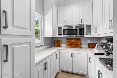 Kitchen - 75 Three Oaks Rd, Perkinston, MS 39573 photo 5 of 6
