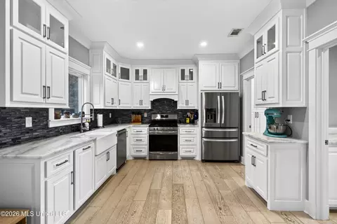 Kitchen - 75 Three Oaks Rd, Perkinston, MS 39573 photo 1 of 6