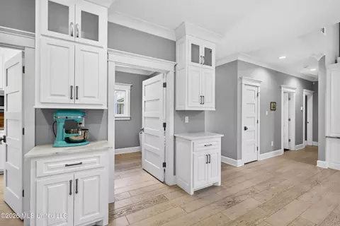 Entry Way - 75 Three Oaks Rd, Perkinston, MS 39573 photo 2 of 2