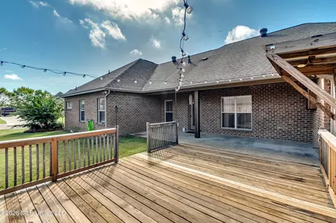 Exterior - 112 Trailbridge Bnd, Canton, MS 39046 photo 12 of 17