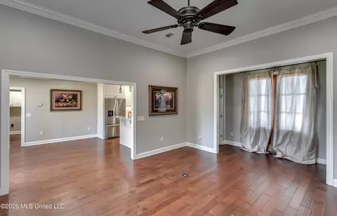 Living - 112 Trailbridge Bnd, Canton, MS 39046 photo 4 of 7