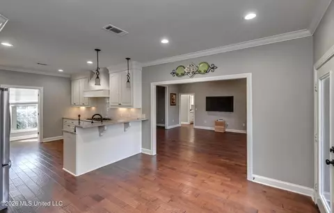 Entry Way - 112 Trailbridge Bnd, Canton, MS 39046 photo 2 of 3