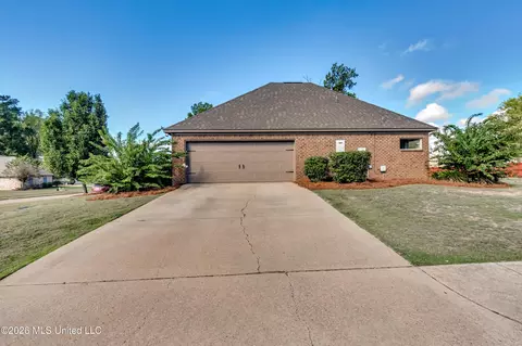 Exterior - 112 Trailbridge Bnd, Canton, MS 39046 photo 7 of 17