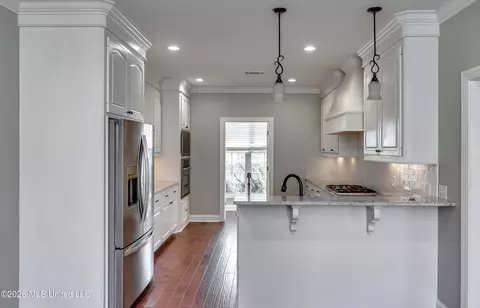 Kitchen - 112 Trailbridge Bnd, Canton, MS 39046 photo 6 of 6