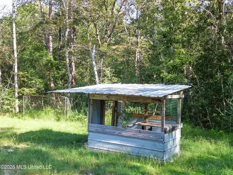 33 Range Line Rd, Perkinston, MS 39573 photo 6