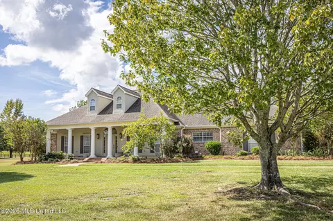 Exterior - 2007 Bradford Pl, Flowood, MS 39232 photo 4 of 15