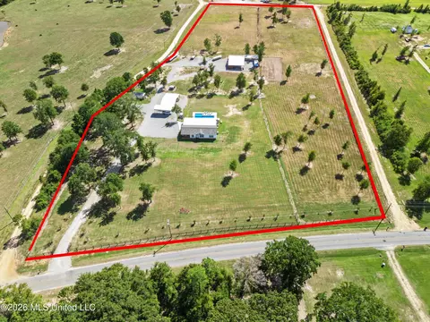 326 W Wire Rd, Perkinston, MS 39573 photo 2