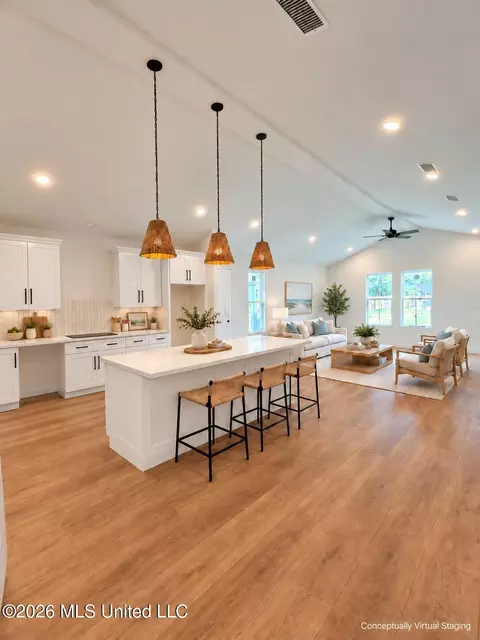 175 Phillips Dr, Gulfport, MS 39507 photo 2