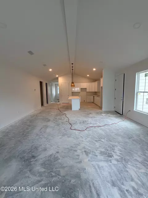 175 Phillips Dr, Gulfport, MS 39507 photo 5