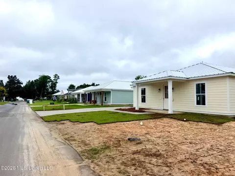 175 Phillips Dr, Gulfport, MS 39507 photo 9