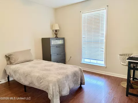 Bedroom - 9635 N Geneva Loop, Olive Branch, MS 38654 photo 2 of 3