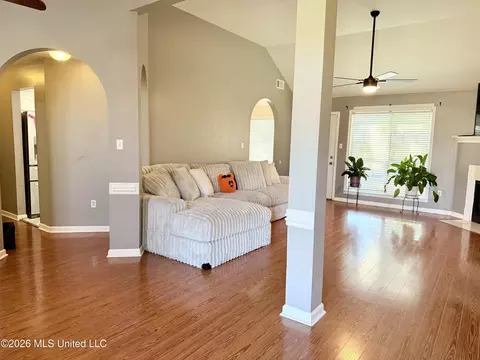 Living - 9635 N Geneva Loop, Olive Branch, MS 38654 photo 1 of 1