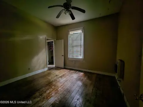 Bedroom - 500 B St, Natchez, MS 39120 photo 1 of 1