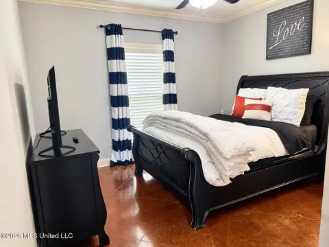 Bedroom - 156 Belle Oak Dr, Brandon, MS 39042 photo 3 of 4