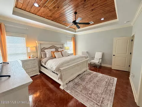 Bedroom - 156 Belle Oak Dr, Brandon, MS 39042 photo 2 of 4