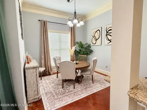 Dining - 156 Belle Oak Dr, Brandon, MS 39042 photo 2 of 2