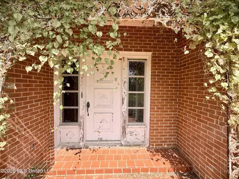Exterior - 5286 Mississippi 198, Lucedale, MS 39452 photo 2 of 6