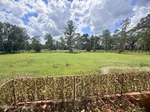 Exterior - 5286 Mississippi 198, Lucedale, MS 39452 photo 3 of 6