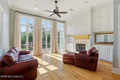Living - 234 N Natchez Dr, Madison, MS 39110 photo 1 of 2