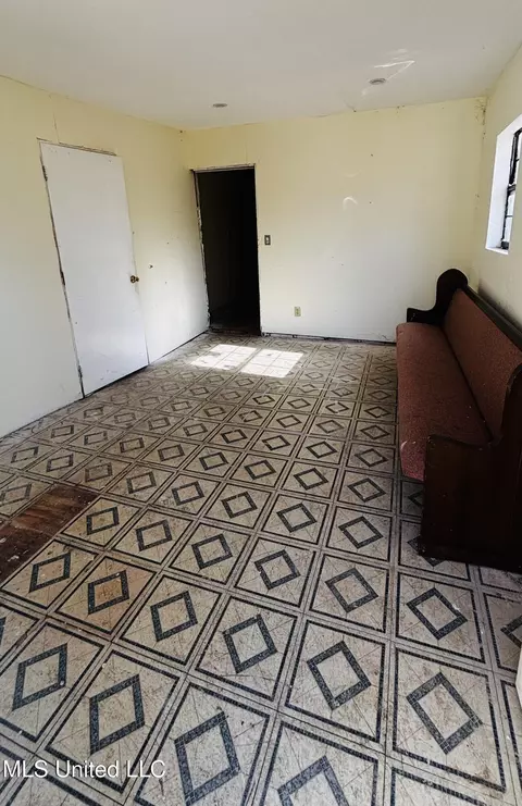 29 Agnew St, Morton, MS 39117 photo 3
