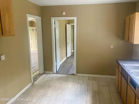 1007 Winn St, Jackson, MS 39204 photo 6