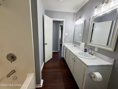 Bath - 45 Delta Dr, Fayette, MS 39069 photo 2 of 2