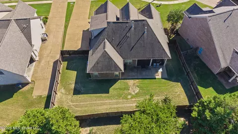 View/Area - 2060 Jefferson Pkwy, Hernando, MS 38632 photo 2 of 7