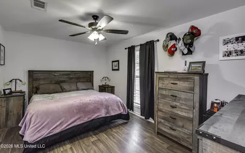 Bedroom - 255 Spring Creek Rd, Flora, MS 39071 photo 1 of 17