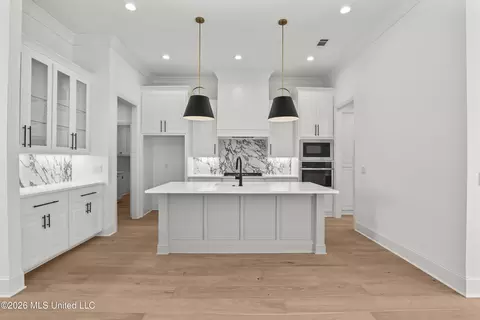 Kitchen - 400 Erickson Ln, Madison, MS 39110 photo 1 of 1