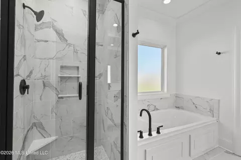 Bath - 400 Erickson Ln, Madison, MS 39110 photo 1 of 5