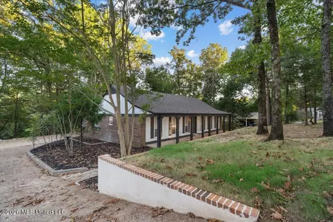 Exterior - 2398 Placid Cv, Nesbit, MS 38651 photo 2 of 4