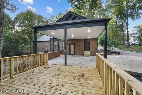 Exterior - 2398 Placid Cv, Nesbit, MS 38651 photo 4 of 4