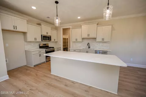 Kitchen - 2960 Molly Cv, Nesbit, MS 38651 photo 1 of 3