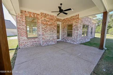 Exterior - 2960 Molly Cv, Nesbit, MS 38651 photo 4 of 5