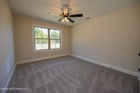 Bedroom - 2960 Molly Cv, Nesbit, MS 38651 photo 4 of 6