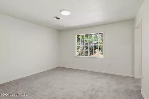 Bedroom - 1226 Ferncrest Dr, Jackson, MS 39211 photo 2 of 5