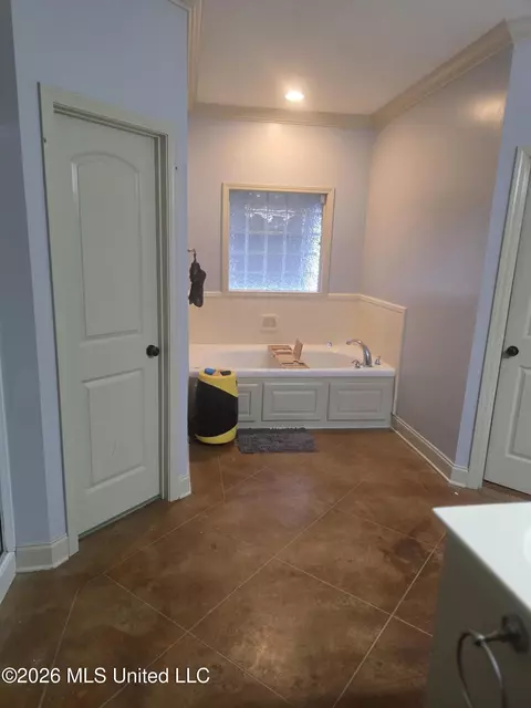 Entry Way - 337 Towne St, Brandon, MS 39042 photo 1 of 1