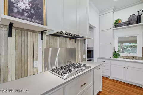 Kitchen - 165 Second St, Flora, MS 39071 photo 4 of 4