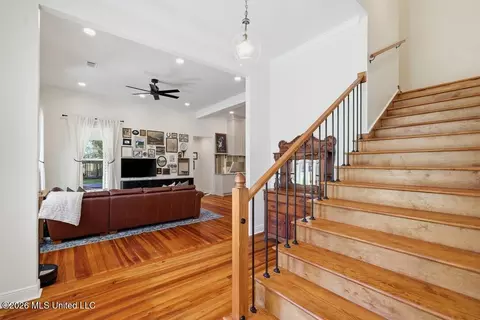 Entry Way - 165 Second St, Flora, MS 39071 photo 3 of 3