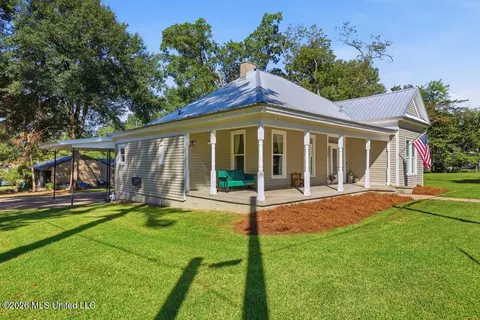 Exterior - 165 Second St, Flora, MS 39071 photo 2 of 8