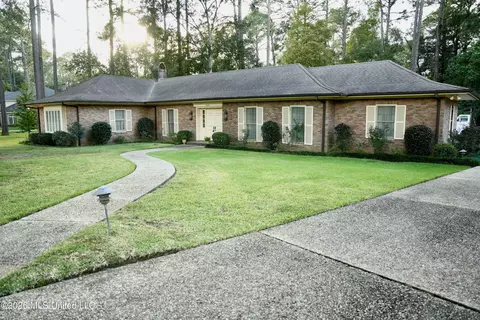 1606 Ellen Dr, Mccomb, MS 39648