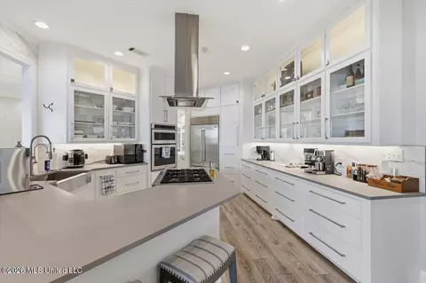 Kitchen - 205 Audubon Point Dr, Brandon, MS 39047 photo 1 of 6