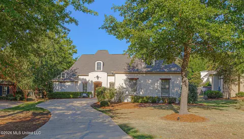 Exterior - 121 Vinca Dr, Madison, MS 39110 photo 2 of 16