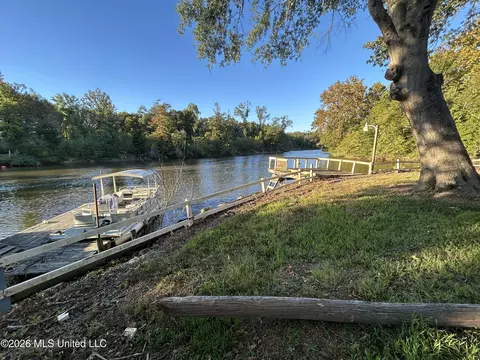 1184 Riverview Rd, Sardis, MS 38666 photo 4