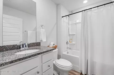 Bath - 203 Mill Ct, Lucedale, MS 39452 photo 3 of 3