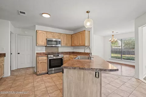 Kitchen - 5870 Morganton Dr, Olive Branch, MS 38654 photo 1 of 4
