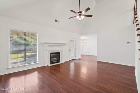 Living - 5870 Morganton Dr, Olive Branch, MS 38654 photo 1 of 3