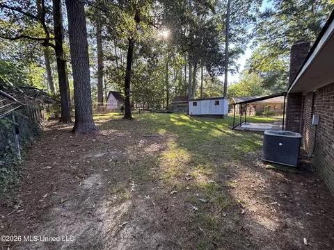 Exterior - 116 Woodgate Dr, Brandon, MS 39042 photo 2 of 2