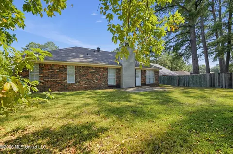 Exterior - 21 Riverview Cv, Byram, MS 39272 photo 3 of 4