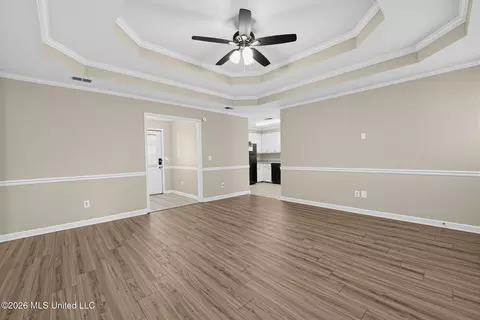 Living - 21 Riverview Cv, Byram, MS 39272 photo 4 of 4